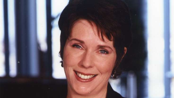 Creativity Speaker Lyn Heward, of Cirque du Soleil, "Owns The Stage"